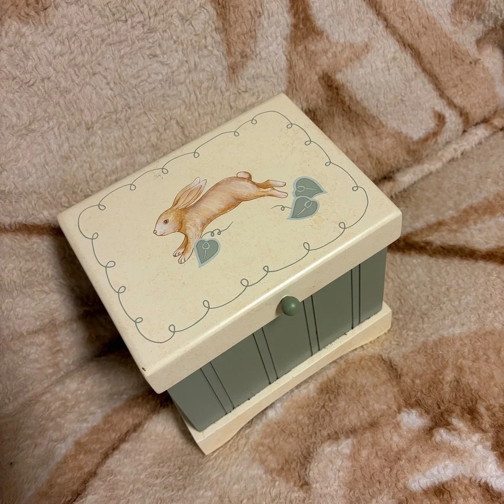 Vintage Cottage Core‎ Nursery Bunny Recipe Trinket Jewelry Keepsake Box 2002 - Picture 2 of 4